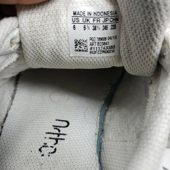 ADIDAS SUPERSTAR J KIDS YOUTH ATHLETIC SHOES SNEAKERS - Size 6 B23641 - Picture 8 of 8